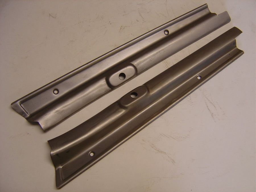 A-45016 Windshield Pillar Mouldings 1928-29
