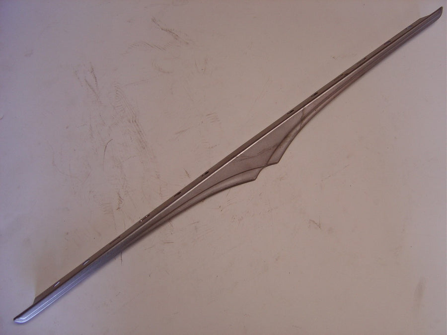A-48212 Door Garnish Moulding-Slant 4dr-Front