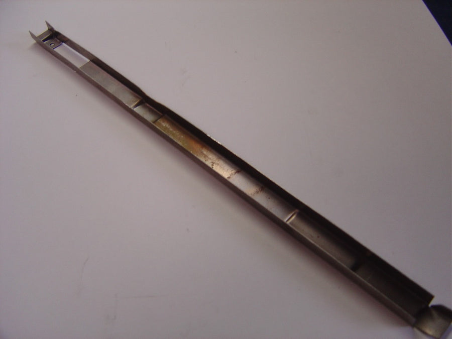 A-48215-AR Door Felt Retainer-28/9 cpe/td-RF/LR